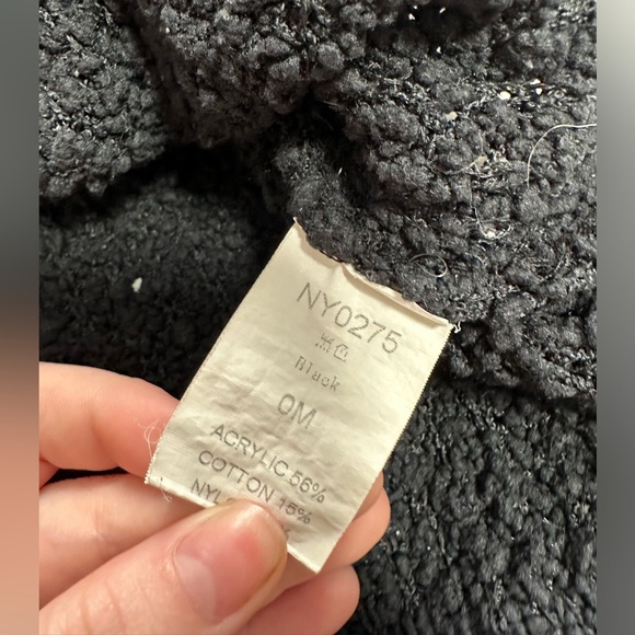 Cozy black sweater - Picture 3 of 3